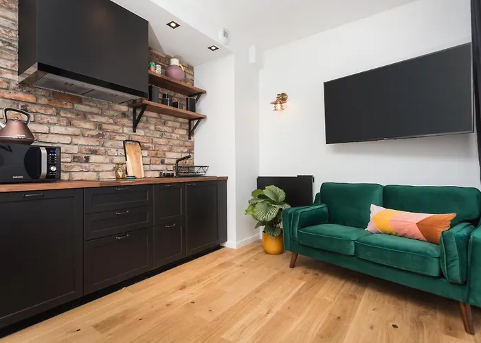 City Of The Kings - Botany Bay Apartment